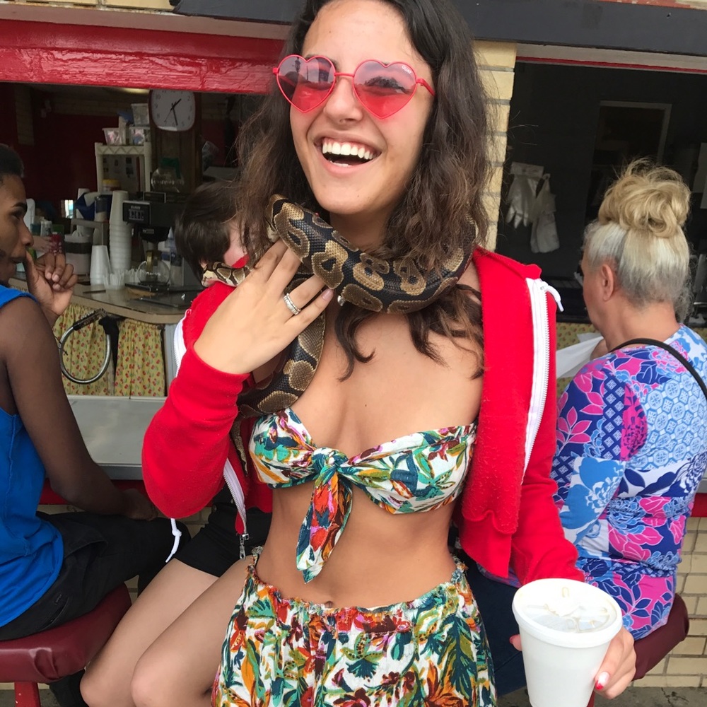 Meet your Posher, Sam!